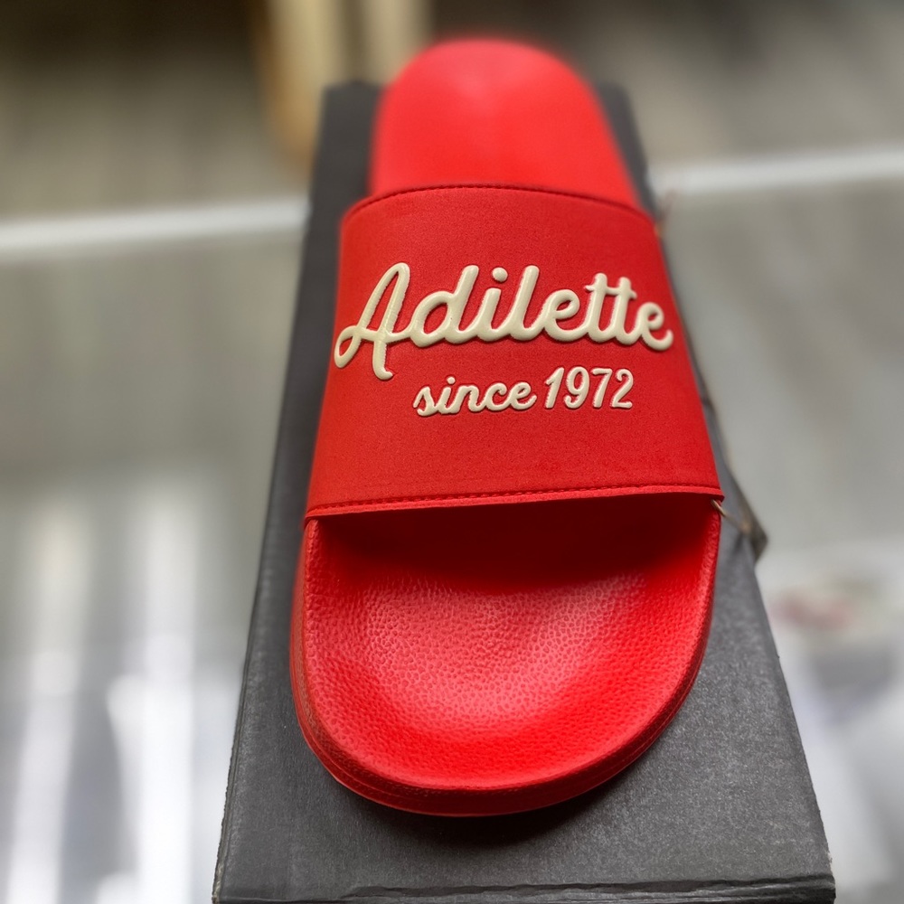 adidas Unisex-Adult Adilette Slides Sandal